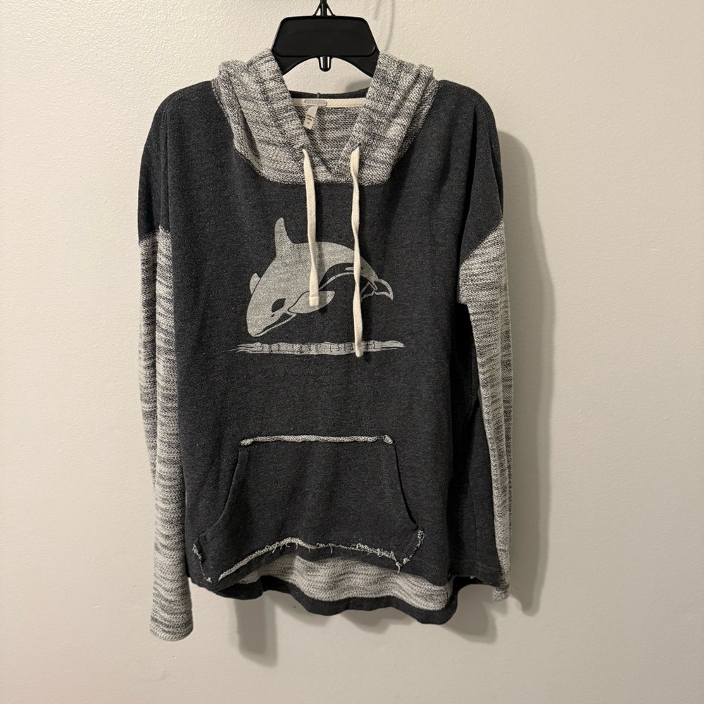 ⭐️ Catalina Island Gray Knit Hoodie